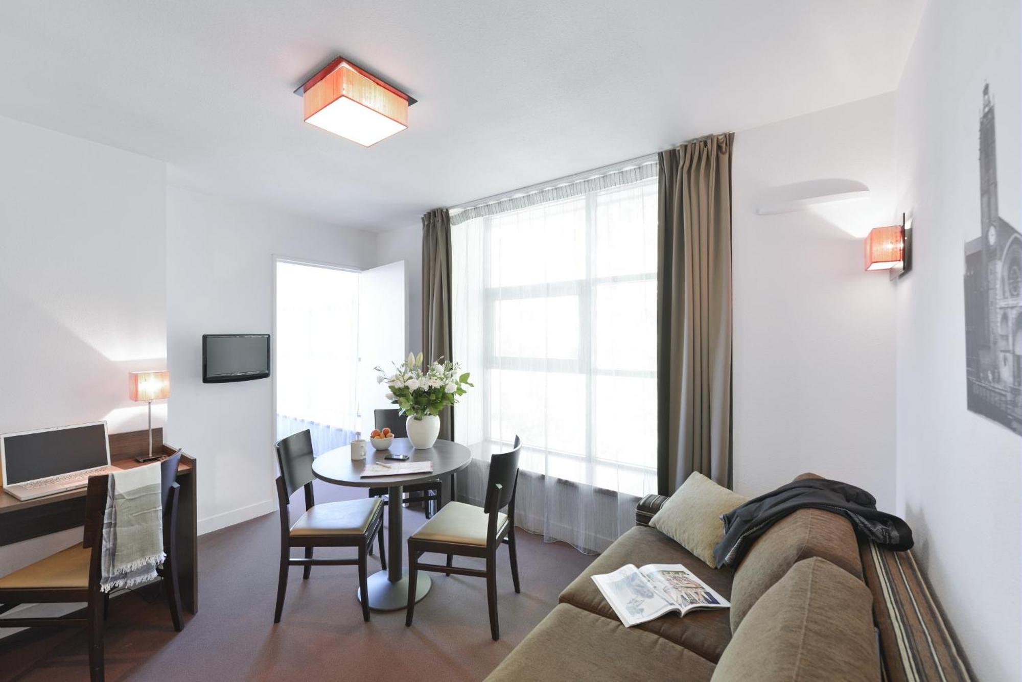 One-Bedroom Apartment,616316160:JPEG